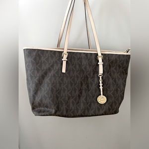 Michael Kors Tote